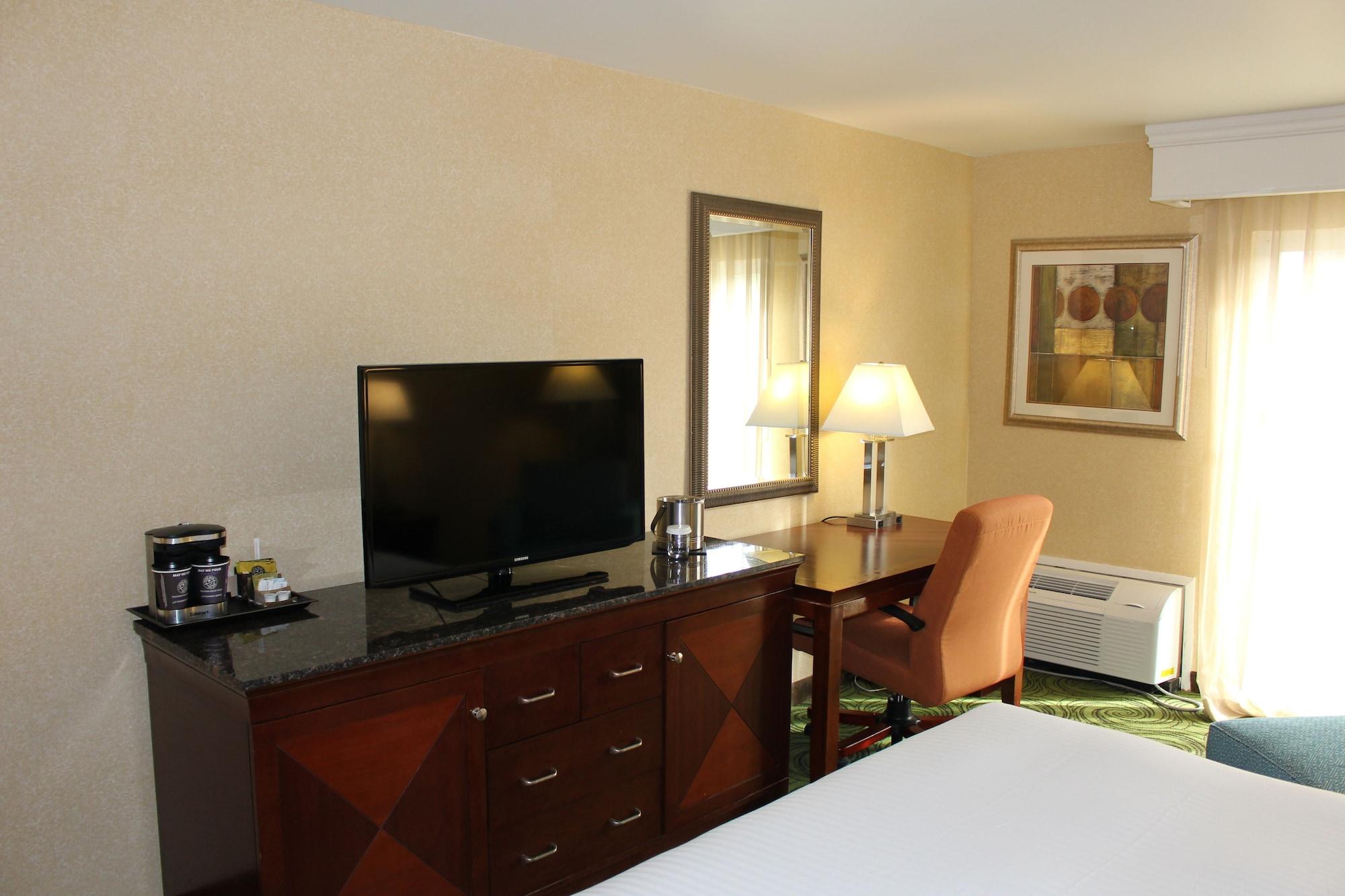 Doubletree By Hilton Livermore, Ca Exterior photo